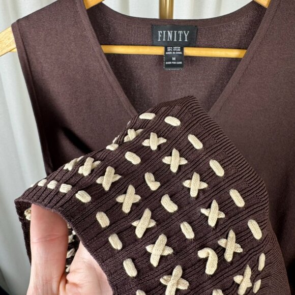 Y2K/90s Knit Tank Top with Cross-Stitch Hem in Medium - Picture 5 of 7